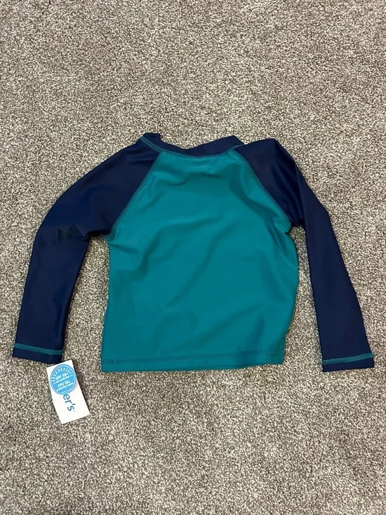 Rashguard - Picture 3 of 3